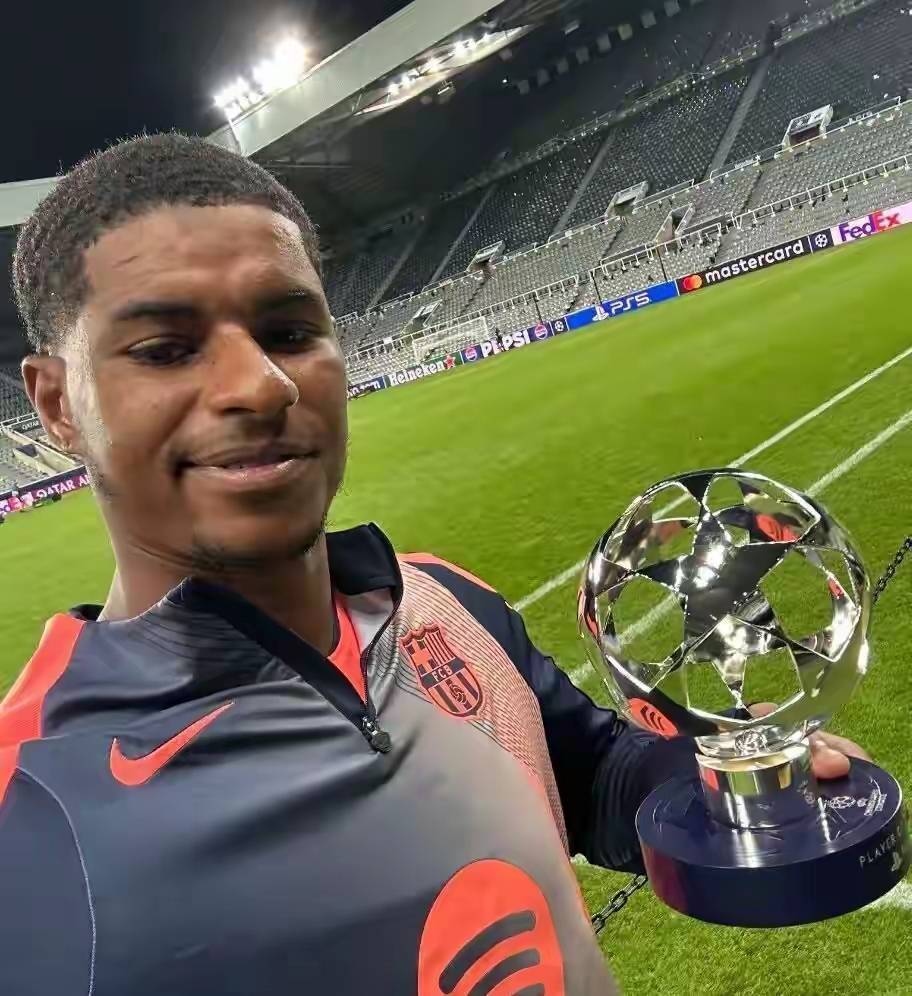 九游体育官网包含离谱！勒沃库森围绕意甲外线爆发广州队赛前状态回暖，葡超赛前攻防权衡的词条